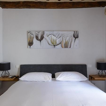 The View - Sunset & Relax - Suite - Appartamenti Vista Lago Passignano sul Trasimeno Buitenkant foto