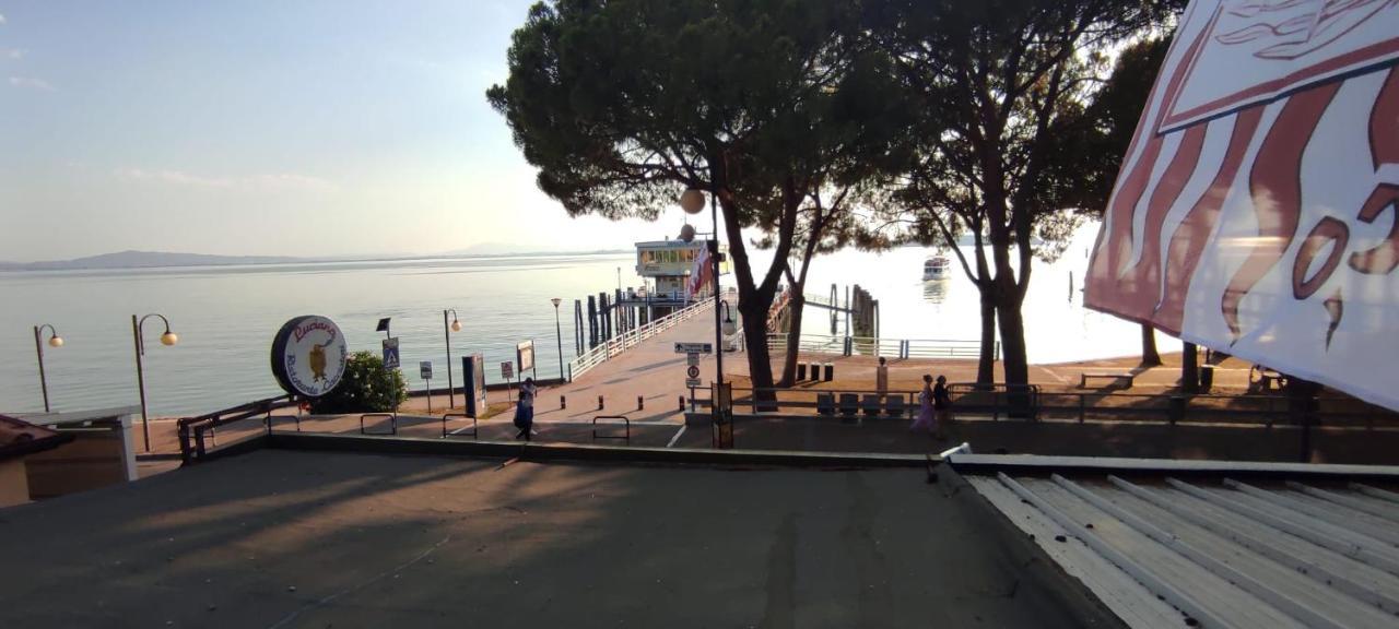 The View - Sunset & Relax - Suite - Appartamenti Vista Lago Passignano sul Trasimeno Buitenkant foto